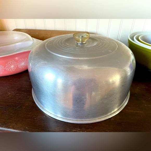 Vintage Other - Vintage Retro 1950‘s Aluminum Cake Keeper Dome Lid🎂🍰